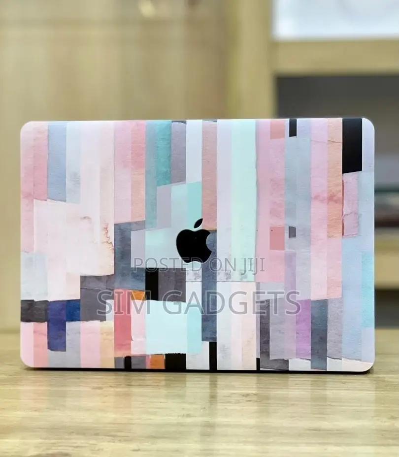 Macbook Covers. (6)