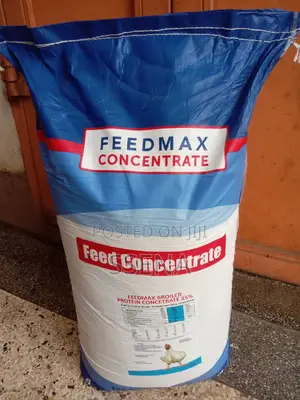 Feed Max Broilers, Sasso, Kroilers Protein Concentrate.