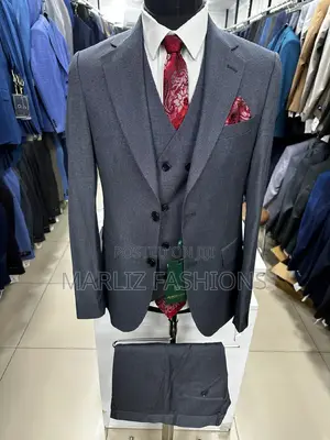 High-End Men's Business Suit