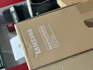 Samsung Monitor Boardless 27 Inch FHD IPS