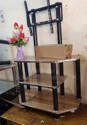 Tv Stand /With Clear Display