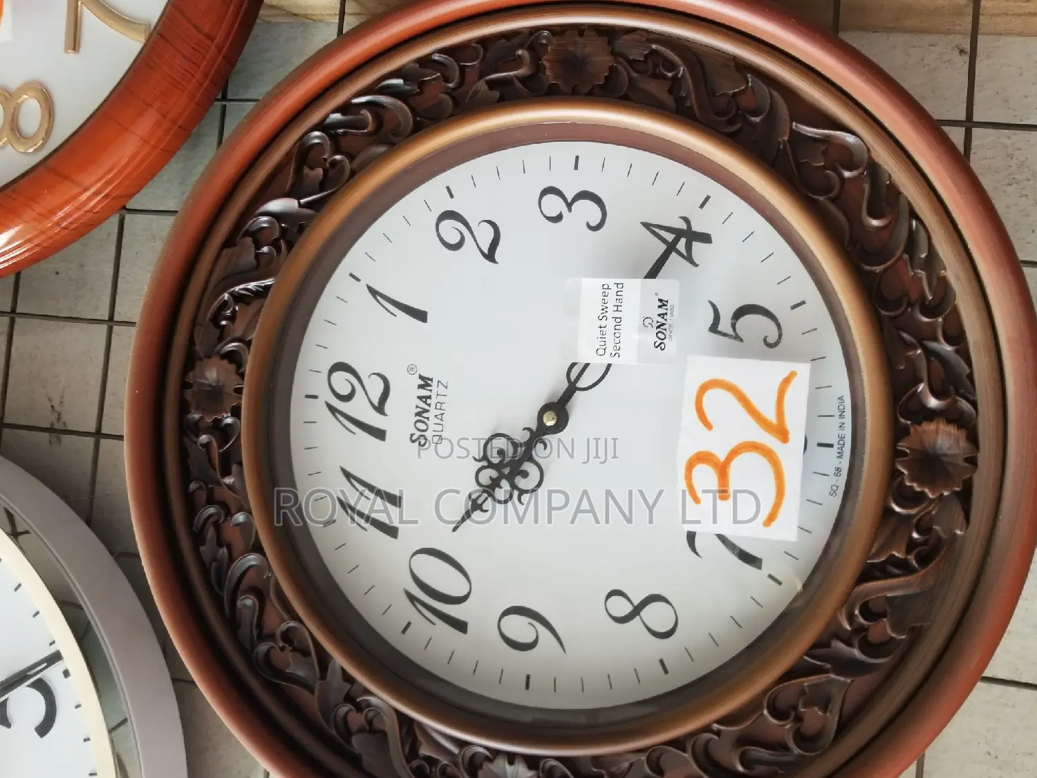 Wall Clock /Sonam