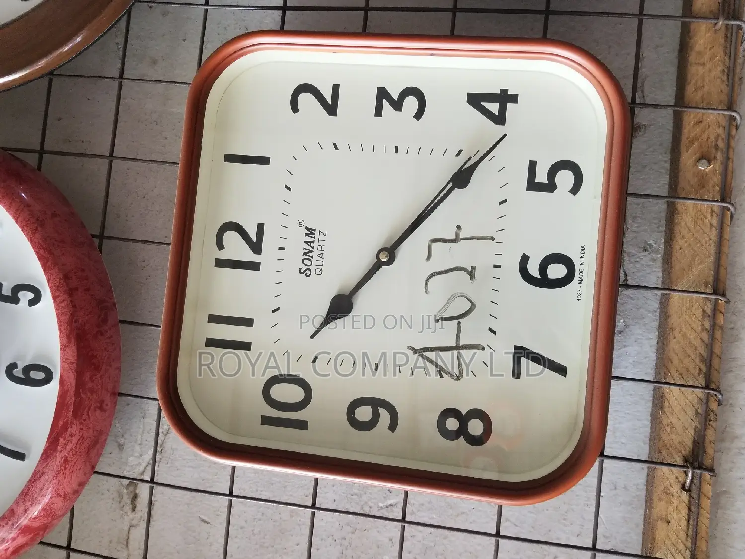 Wall Clock /Sonam Quartz
