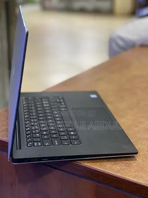 New Laptop Dell Precision 15 5540 16GB Intel Core I7 SSD 512GB