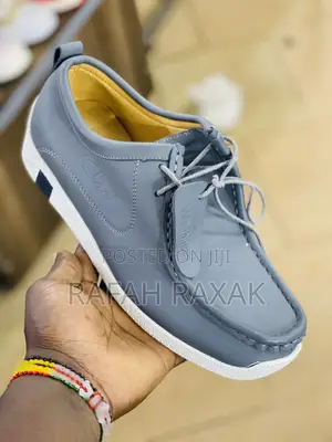 Original Classic Men’S Leather Grey Clarks Wallabees