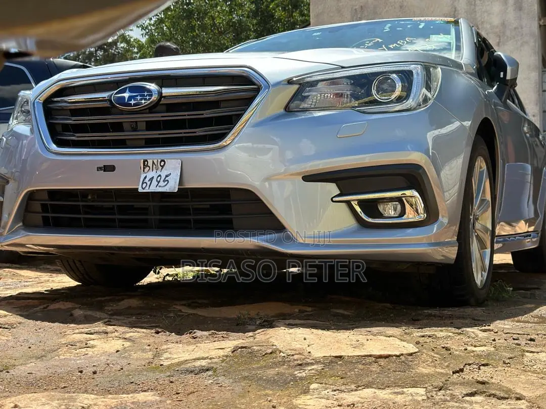Subaru Legacy 2.5i Premium AWD 2017 Gray