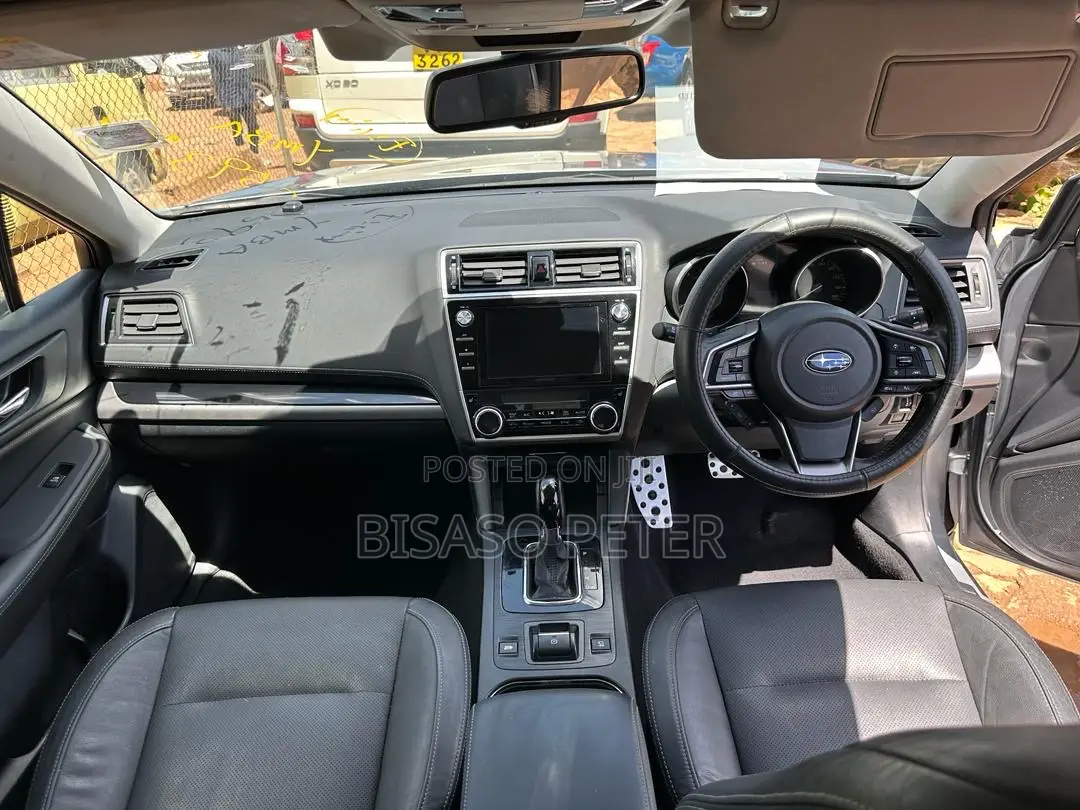Subaru Legacy 2.5i Premium AWD 2017 Gray