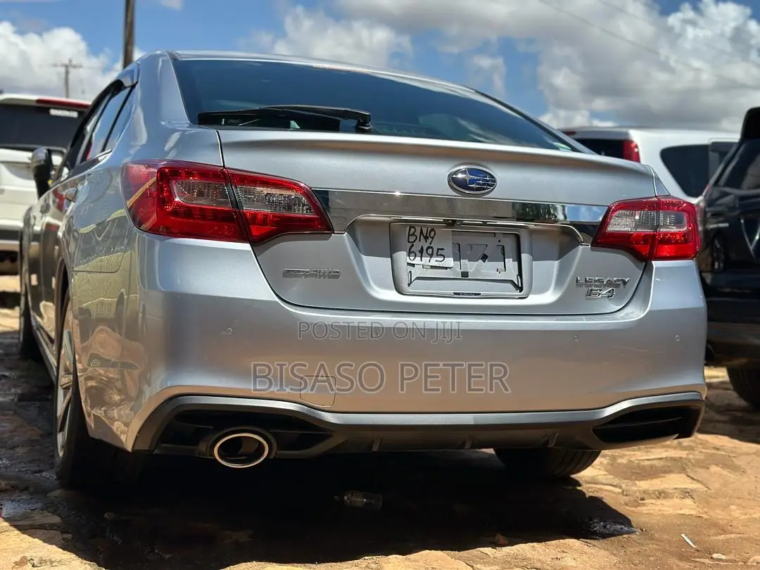Subaru Legacy 2.5i Premium AWD 2017 Gray