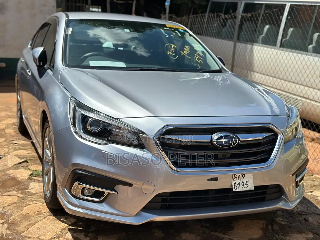 Subaru Legacy 2.5i Premium AWD 2017 Gray