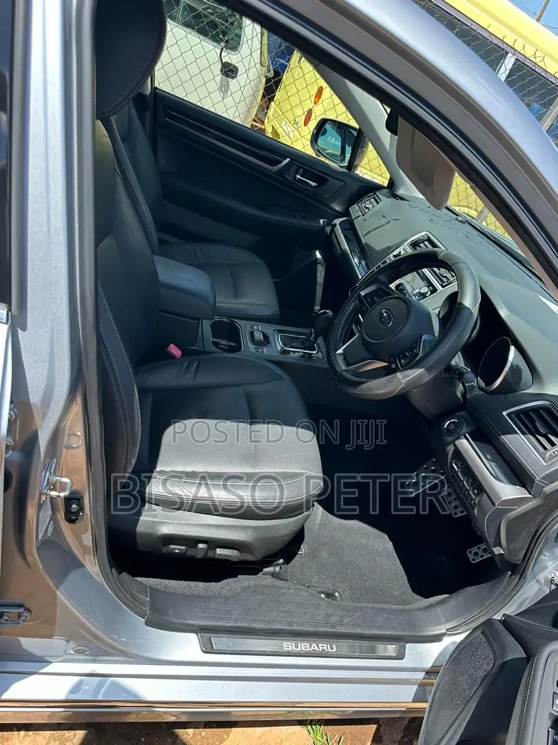 Subaru Legacy 2.5i Premium AWD 2017 Gray