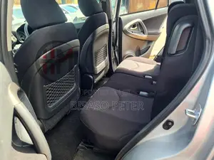 Toyota RAV4 2.5 2010 Silver