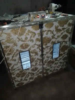 Hybrid Smart Egg Incubator