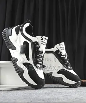 Classic Ladies Surp Sneakers