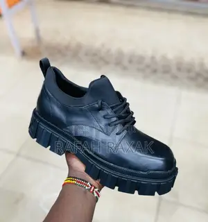 Original Fendi Big Sole Black Leather Shoes