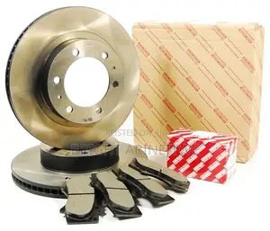 Brake Disc and Brake Pads for Toyota Land Cruiser VXL