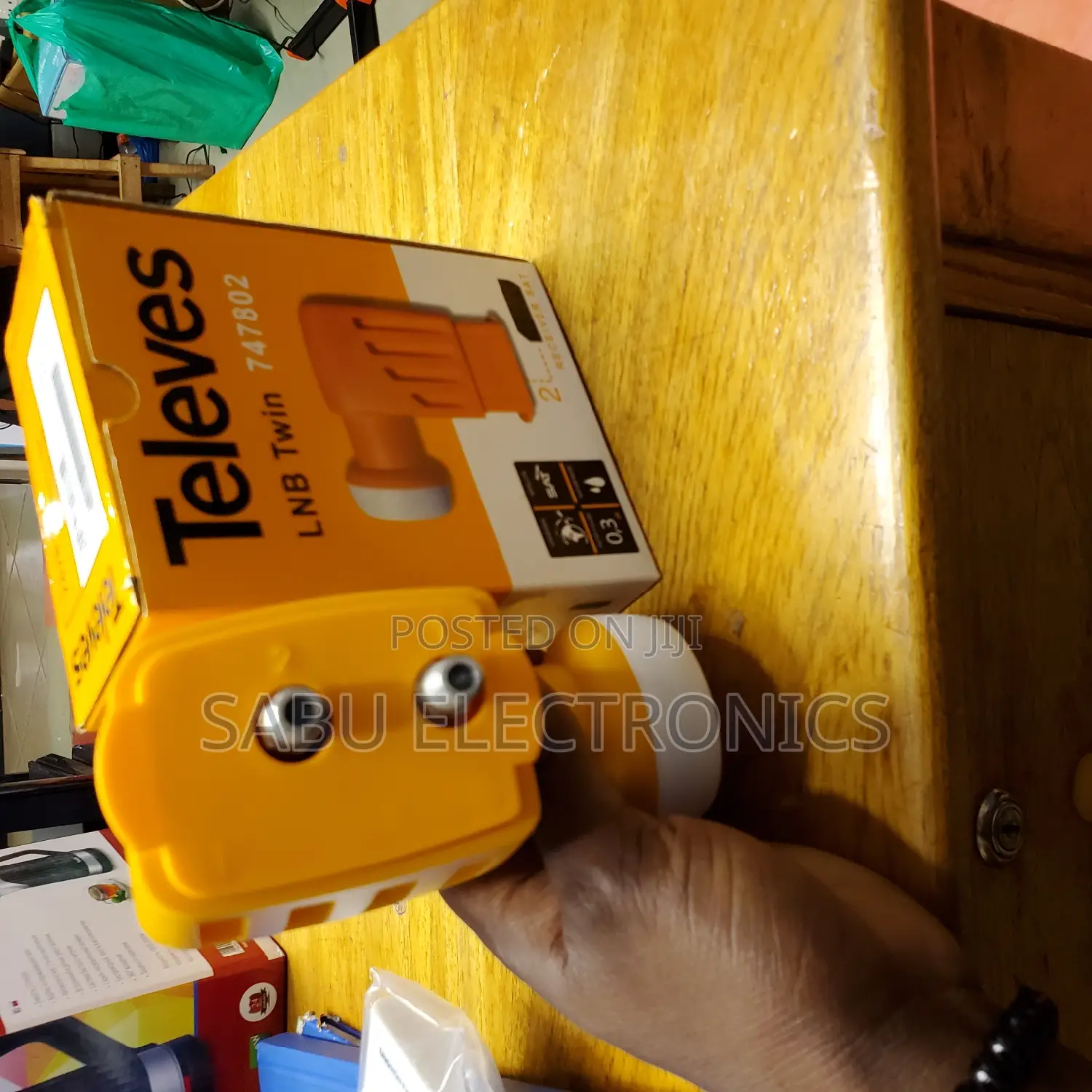 Double Twin Universal LNB With Low Noise- Televes LNB