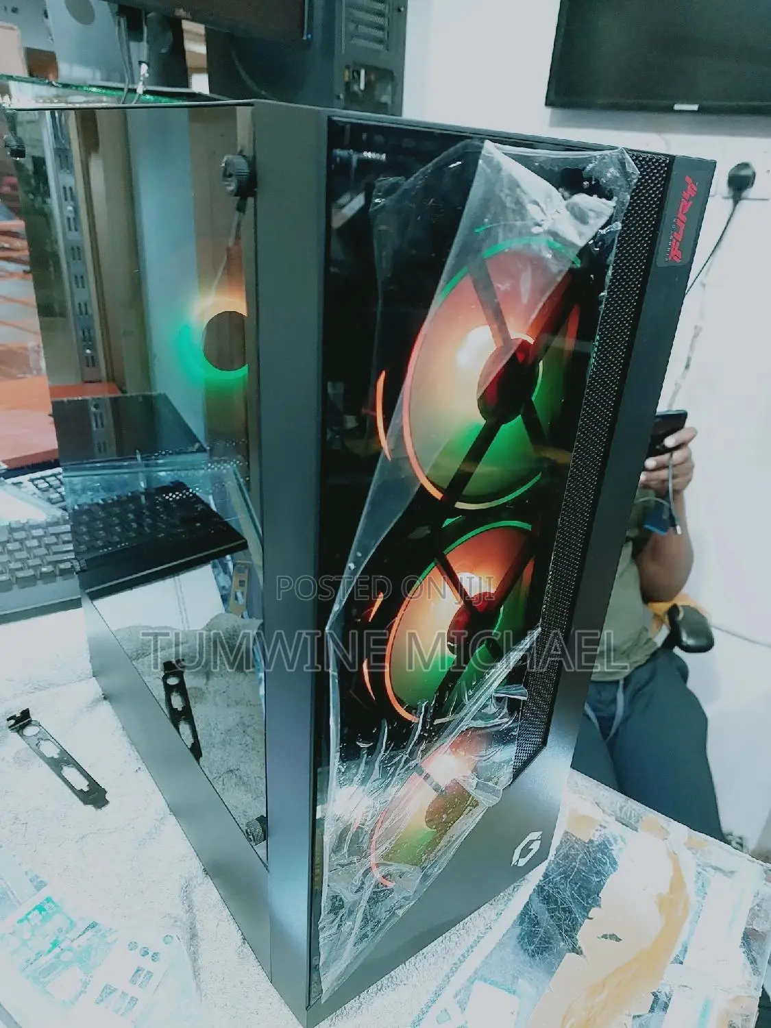 New Desktop Computer Asus ROG STRIX GD30CI 32GB Intel Core I7 SSD 1T