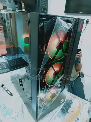 New Desktop Computer Asus ROG STRIX GD30CI 32GB Intel Core I7 SSD 1T