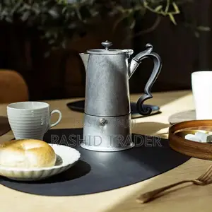 Coffee Pot Lady Annet