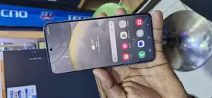 Samsung Galaxy S24 256 GB Gray