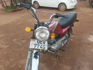Bajaj Boxer 2018 Red