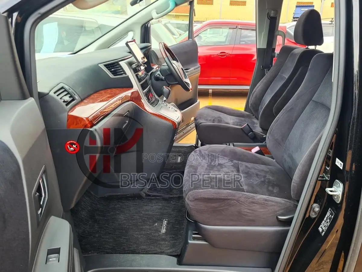 Toyota Vellfire 2011 Black