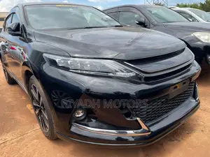 Toyota Harrier 2.0 2017 Black