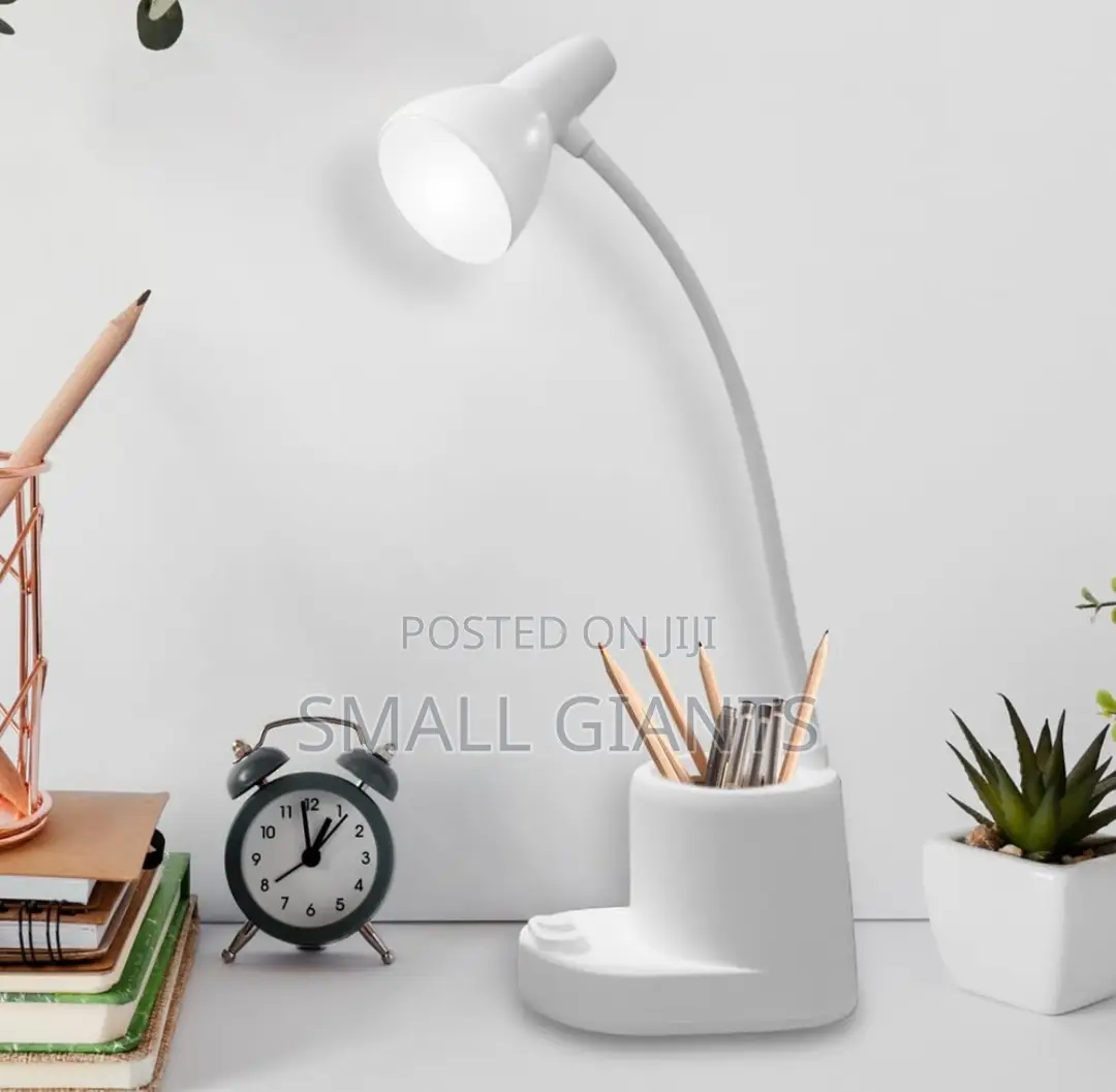 LED Eye Protection Desk Lamp With Pen Holder