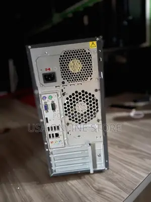 Desktop Computer Lenovo 2GB Intel Core 2 Duo HDD 250GB