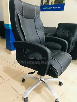 Office Chair Leather (Black Jerk)
