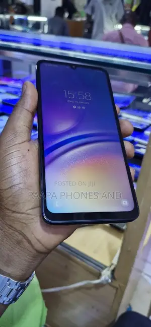 Samsung Galaxy A05 64 GB Black