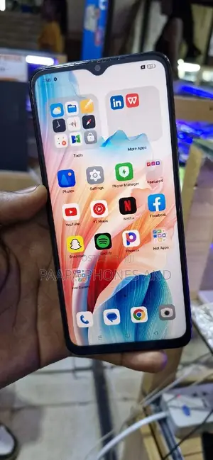 Oppo A18 128 GB Black