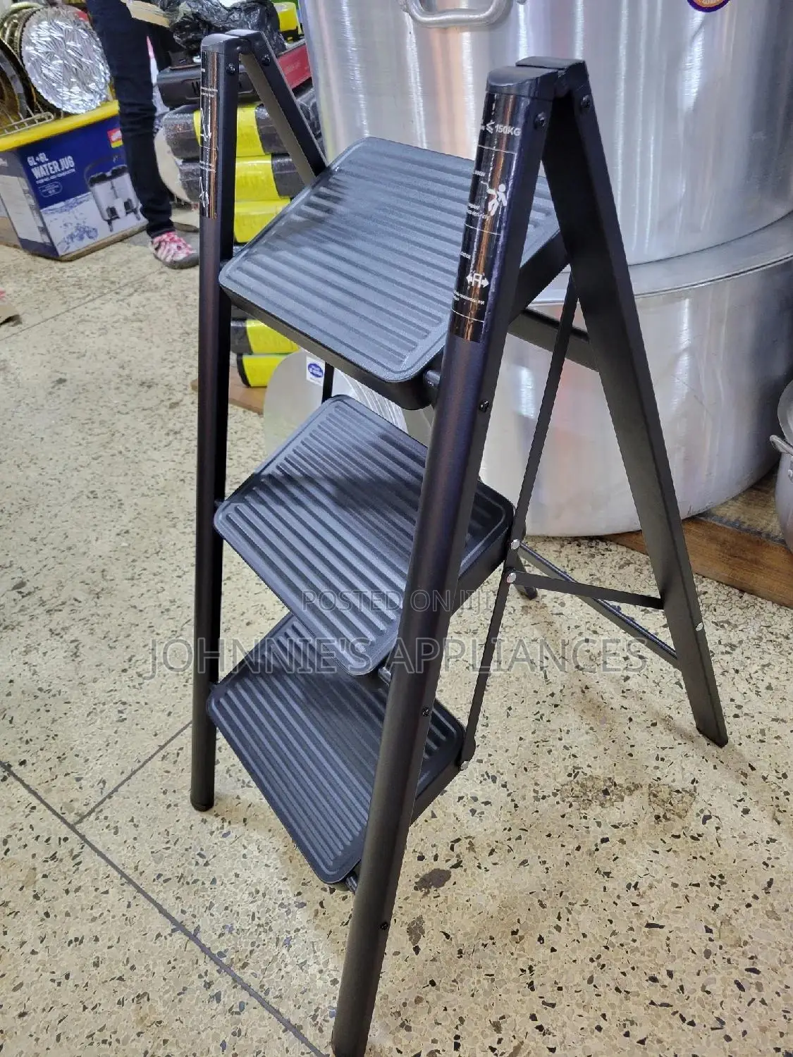 Black Ladder 4 Steps Holds Up Too 150kg