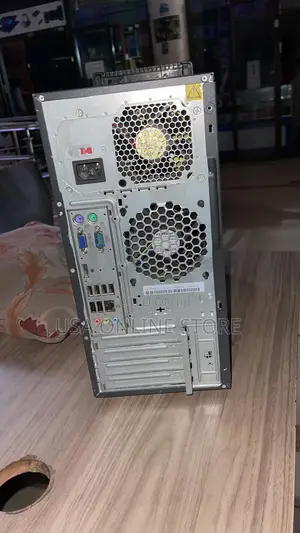 Desktop Computer Lenovo 2GB Intel Core 2 Duo HDD 250GB