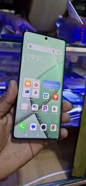 Tecno Spark 20 Pro Plus 256 GB Black