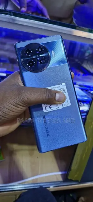Tecno Spark 20 Pro Plus 256 GB Black