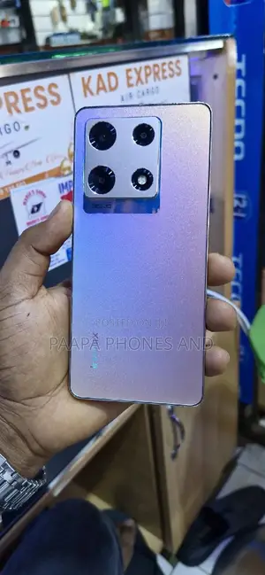 Infinix Note 30 Pro 256 GB Silver