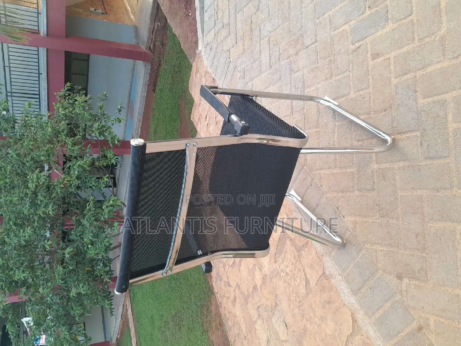 Right Portable Office Chair