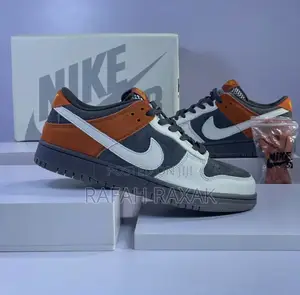 Original Nike SB Dunk Low “RED PANDA”Sneaker