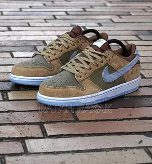 Original Nike SB Dunk Low Khaki Light Blue Tick Sneaker