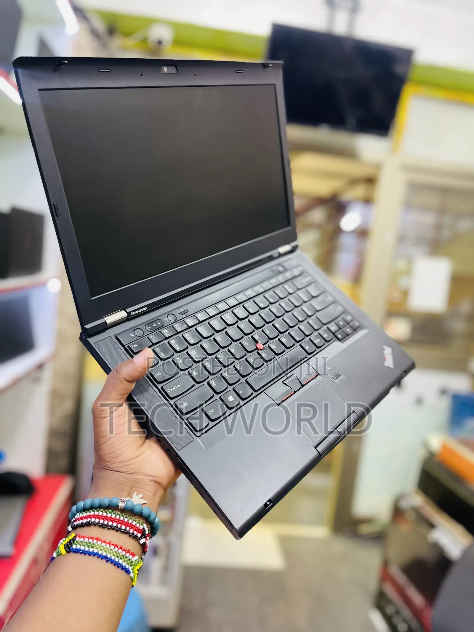 Laptop Lenovo 4GB Intel Core I5 HDD 320GB