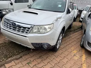 Subaru Forester 2.0D X 2010 White