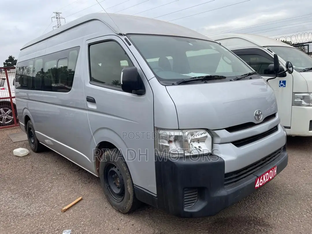 Toyota Grand HiAce 2016 Silver