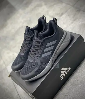 Adidas Questa Runners in Stock