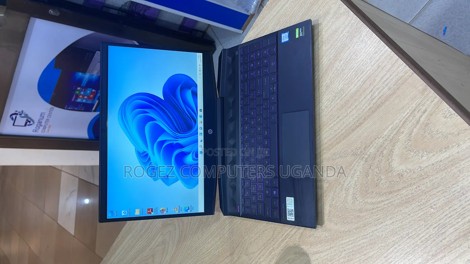 New Laptop HP Pavilion Power 15 16GB Intel Core I5 SSD 512GB