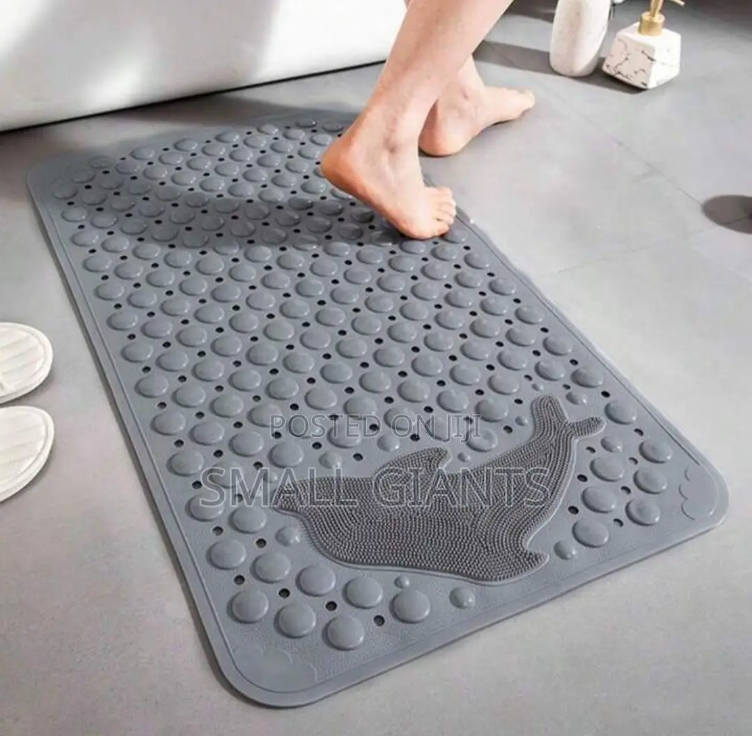 Non-Slip Shower / Door Mat With Suction Cups