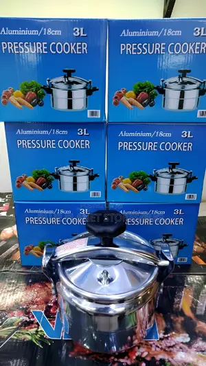 GENERIC 3.0L Non Electric Pressure Cooker \\ Aluminium/18cm