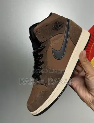 Original Nike Air Jordan 1 Mid SE Earth Tone Sneaker