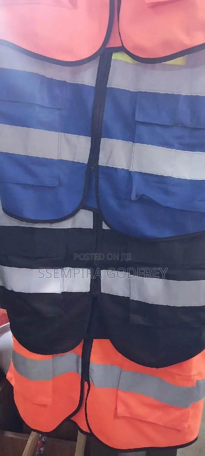 Reflectors With Standard Qaulity