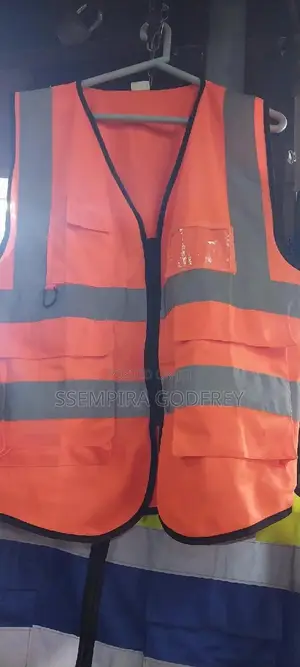 Reflectors With Standard Qaulity